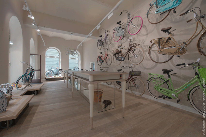 Interieur Norden des Hollandrad Stadtradler Geschäft in Wien